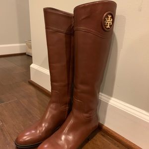 SOLD Tory Burch riding boots size 7!